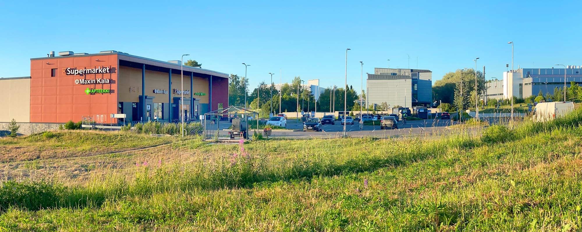 Lasihytin apteekin näkymä Espoossa